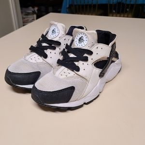huaraches size 2